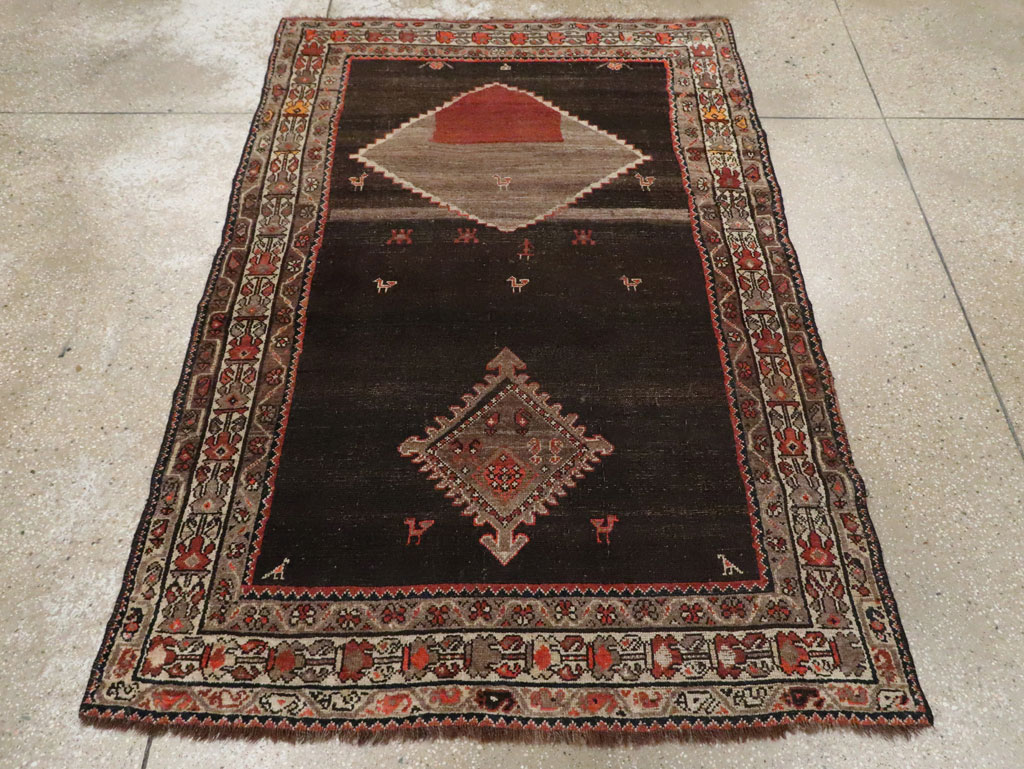 Antique Persian Hamadan Accent Rug, No.30439 - Staging