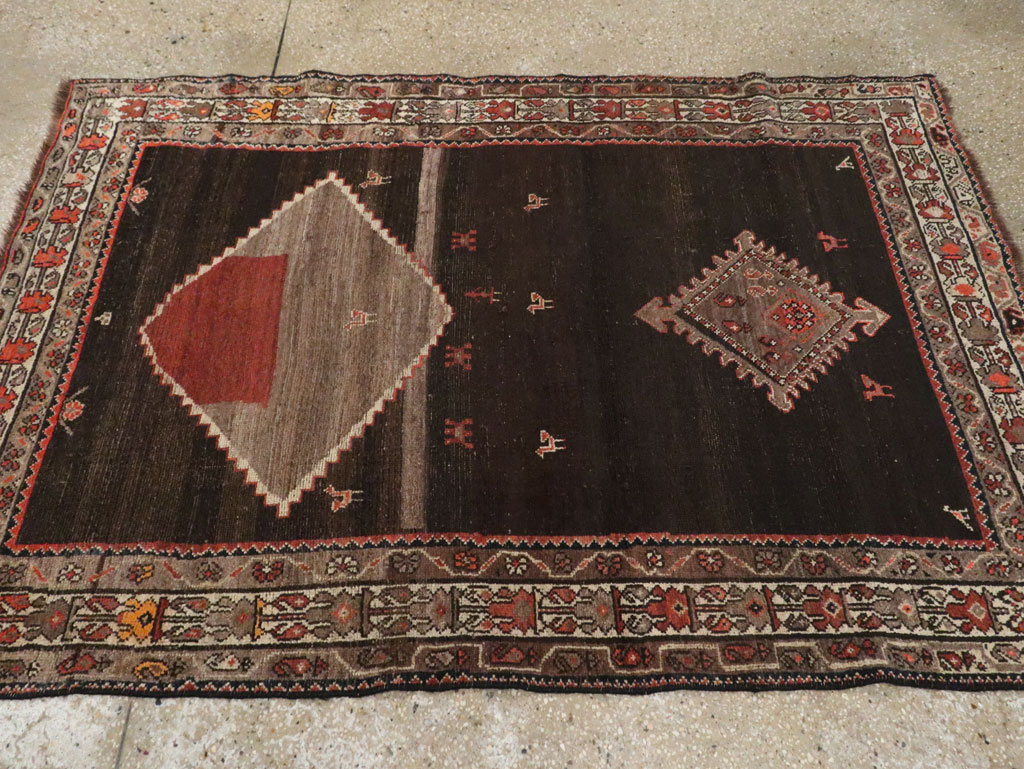 Antique Persian Hamadan Accent Rug, No.30439 - Staging