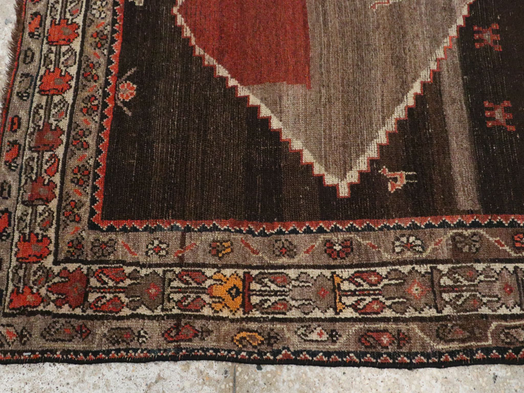 Antique Persian Hamadan Accent Rug, No.30439 - Staging