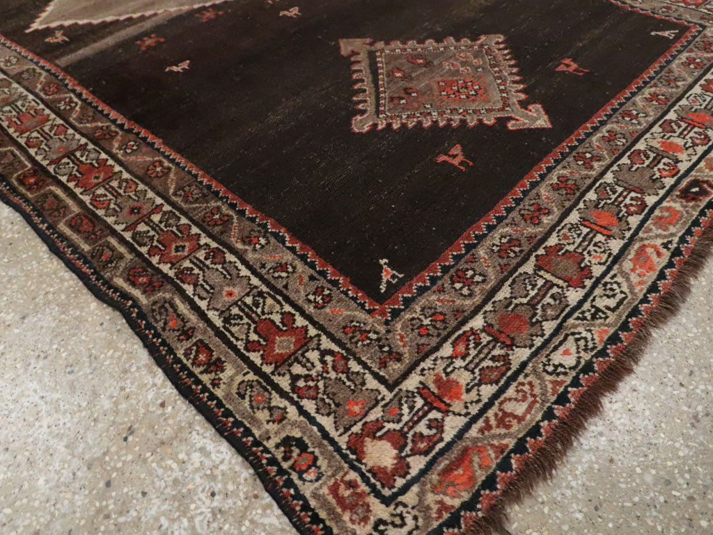 Antique Persian Hamadan Accent Rug, No.30439 - Staging