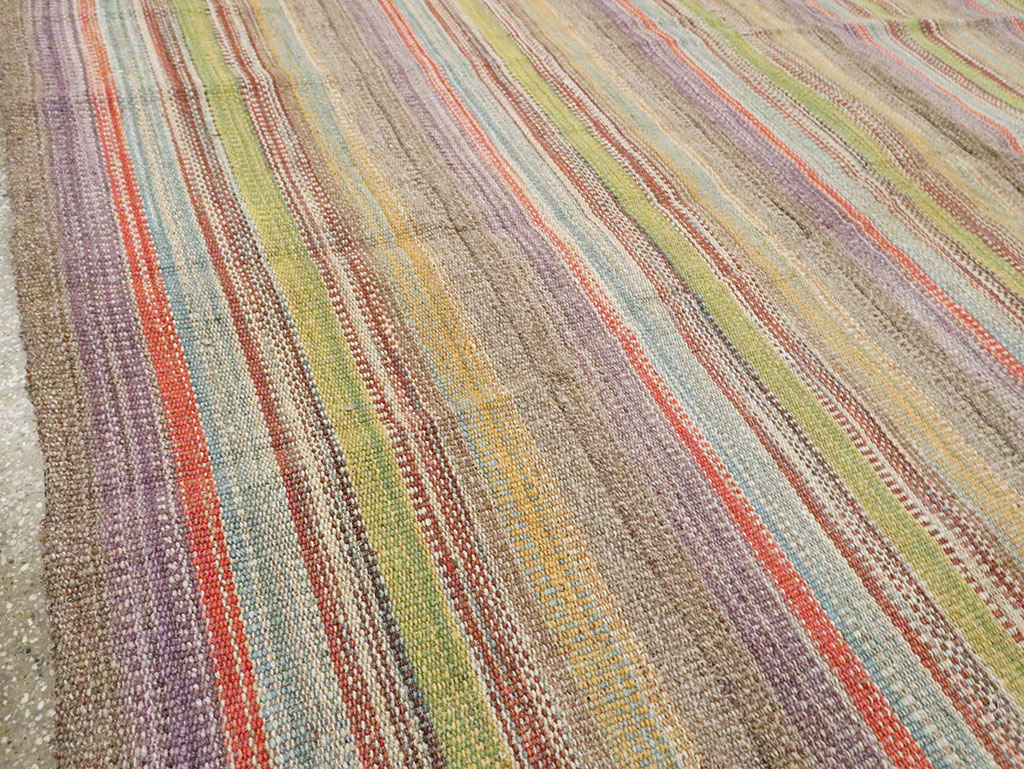 Modern Turkish Flatweave Kilim Room Size Carpet, No.30450 - Staging