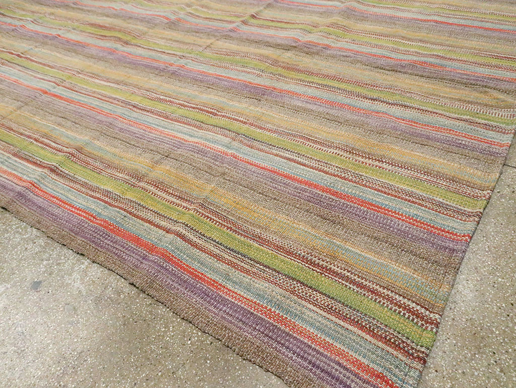 Modern Turkish Flatweave Kilim Room Size Carpet, No.30450 - Staging