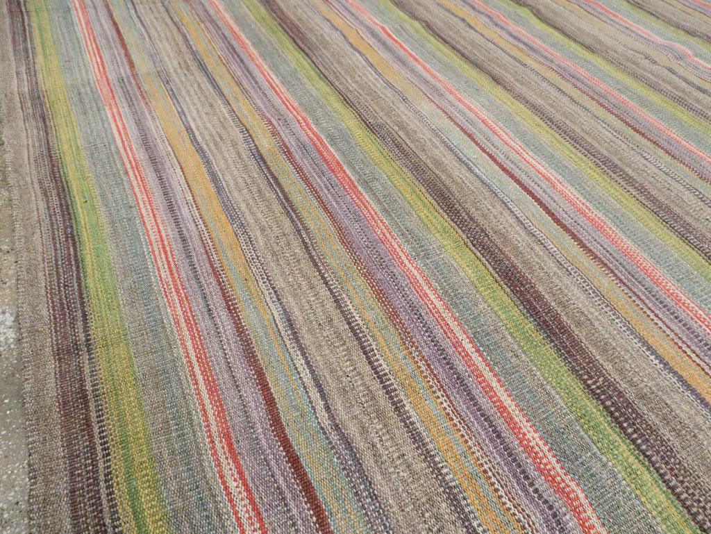 Modern Persian Flatweave Kilim Large Room Size Carpet, No.30451 - Staging