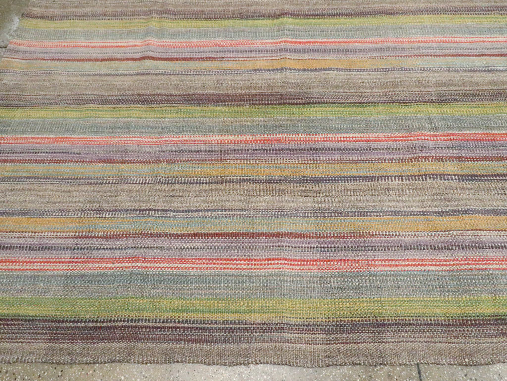 Modern Persian Flatweave Kilim Large Room Size Carpet, No.30451 - Staging
