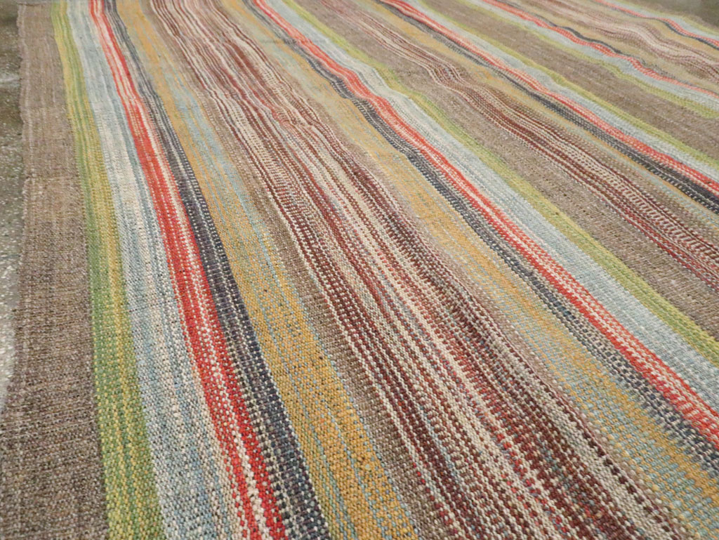 Modern Turkish Flatweave Kilim Room Size Carpet, No.30452 - Staging