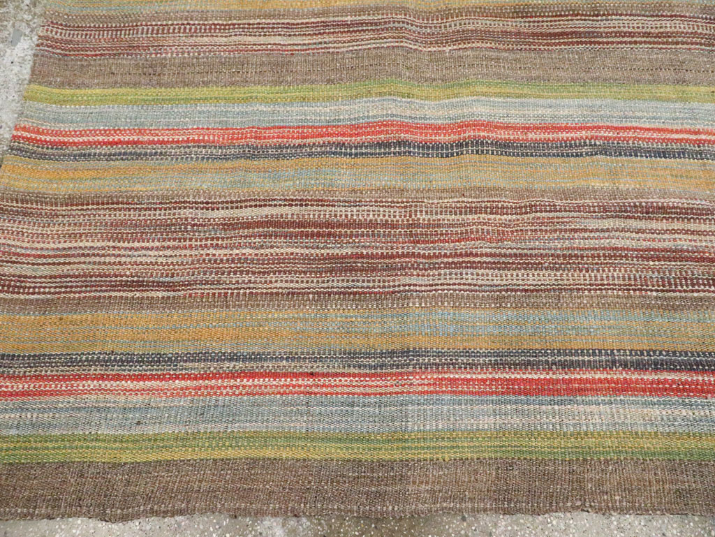 Modern Turkish Flatweave Kilim Room Size Carpet, No.30452 - Staging
