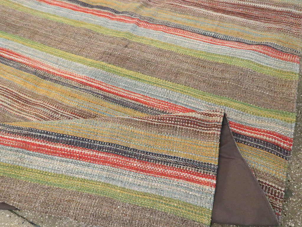 Modern Turkish Flatweave Kilim Room Size Carpet, No.30452 - Staging
