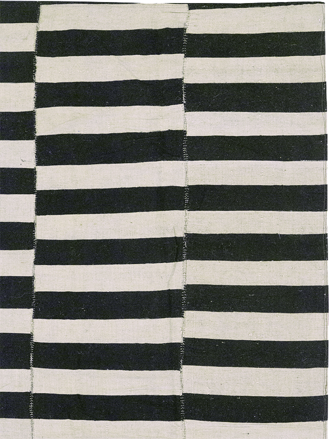 Modern Persian Flatweave Kilim Room Size Carpet, No.30457 - Staging