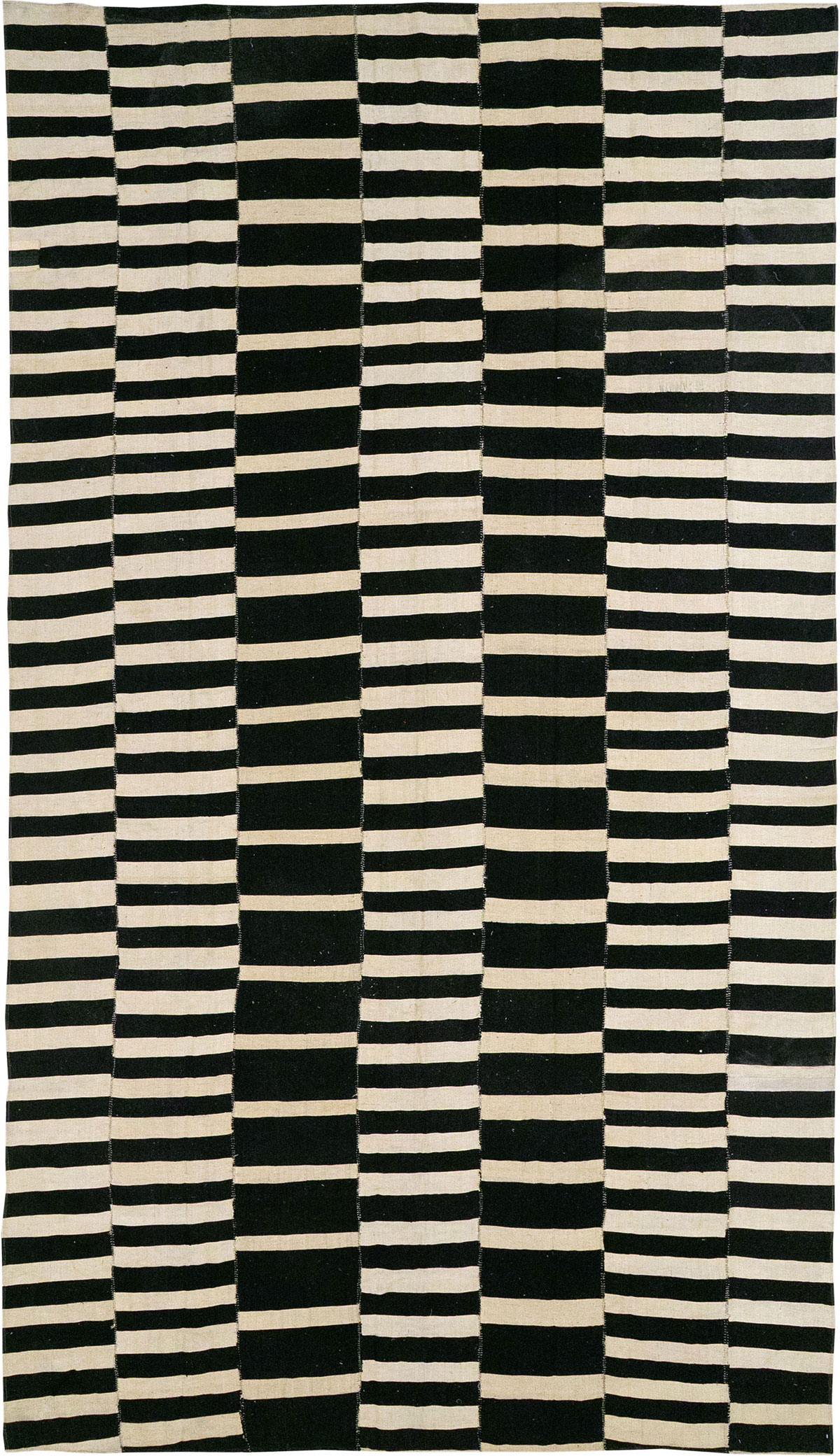 Modern Persian Flatweave Kilim Gallery Carpet, No.30458 - Staging