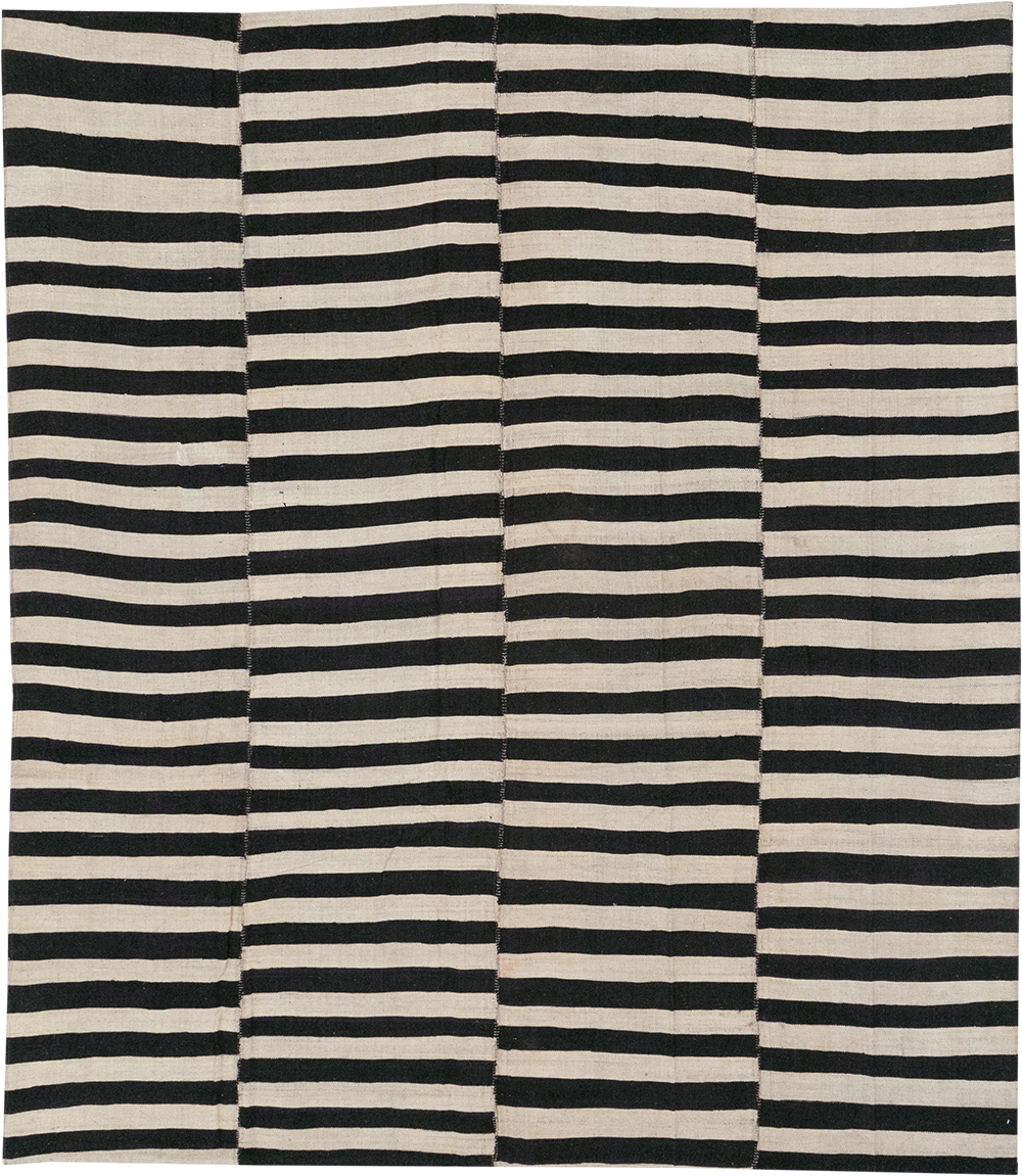 Vintage Persian Flatweave Kilim Small Room Size Carpet, No.30462 - Staging