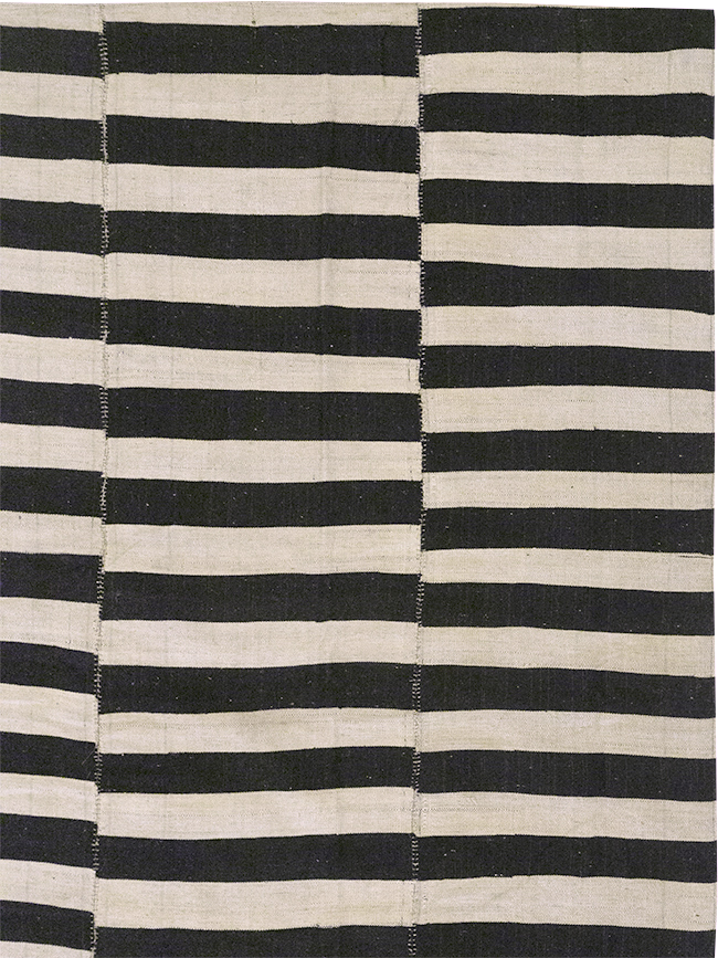 Modern Persian Flatweave Kilim Large Room Size Carpet, No.30463 - Staging