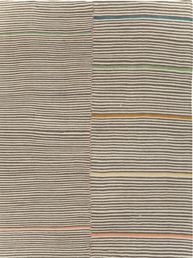 Contemporary Turkish Flatweave Kilim Room Size Carpet, No.30466 - Staging