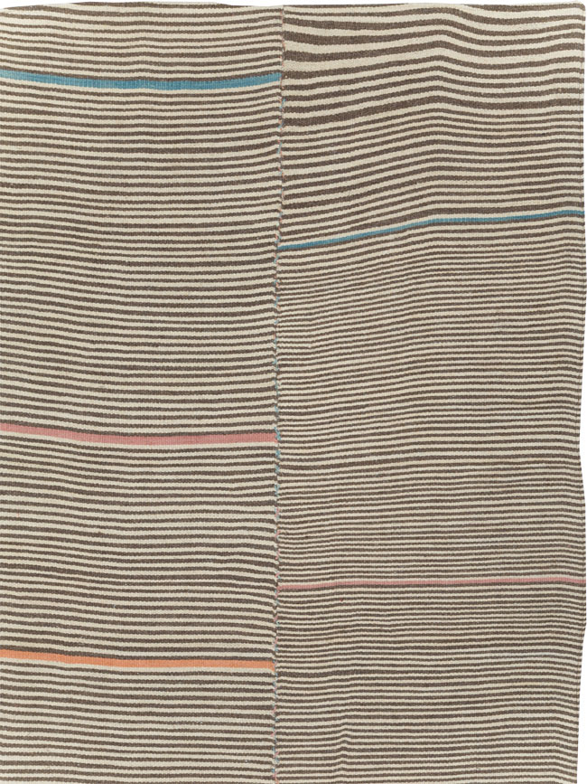 Contemporary Turkish Flatweave Kilim Room Size Carpet, No.30466 - Staging