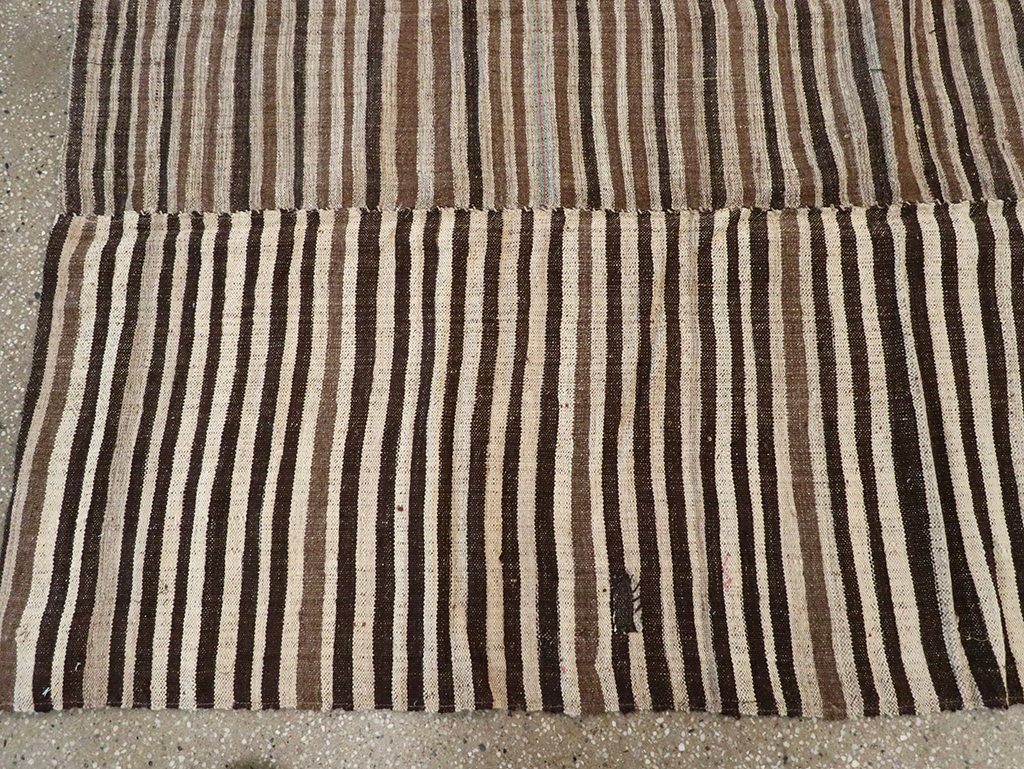 Vintage Persian Flatweave Kilim Accent Rug, No.30467 - Staging