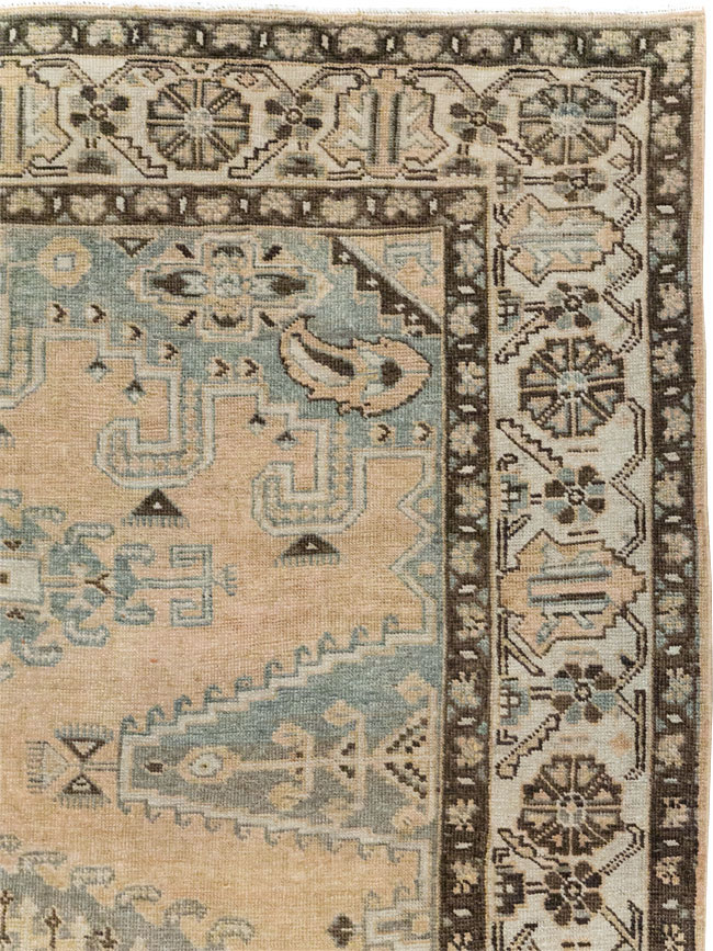 Vintage Persian Veece Accent Carpet, No.30478 - Staging
