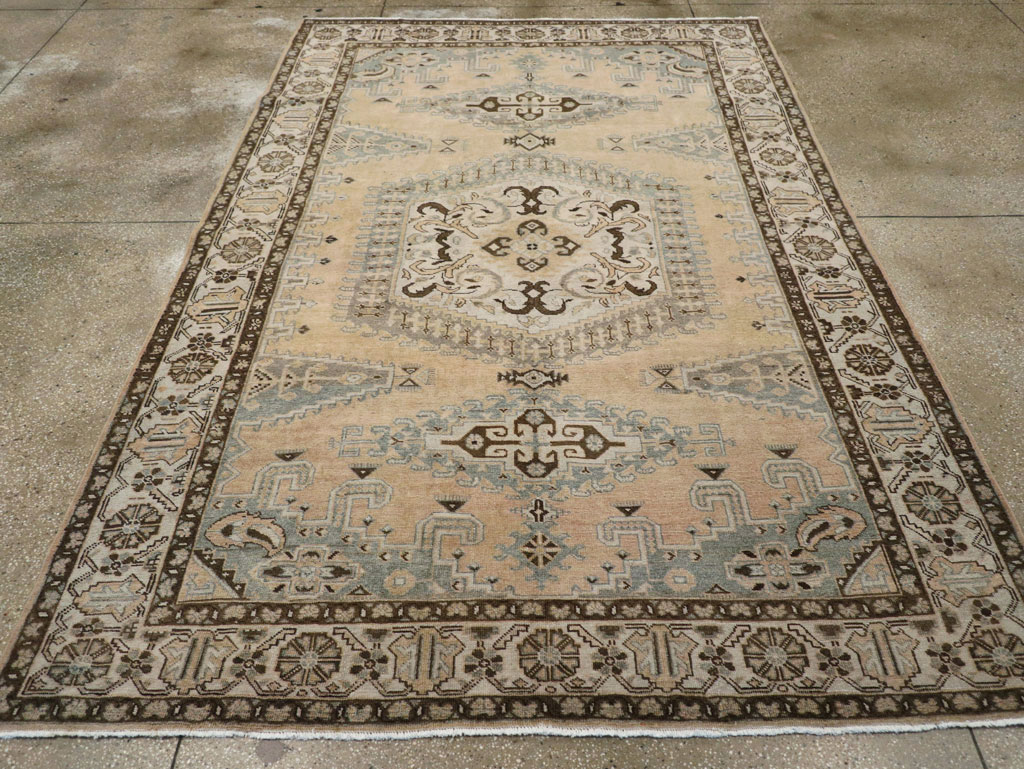 Vintage Persian Veece Accent Carpet, No.30478 - Staging