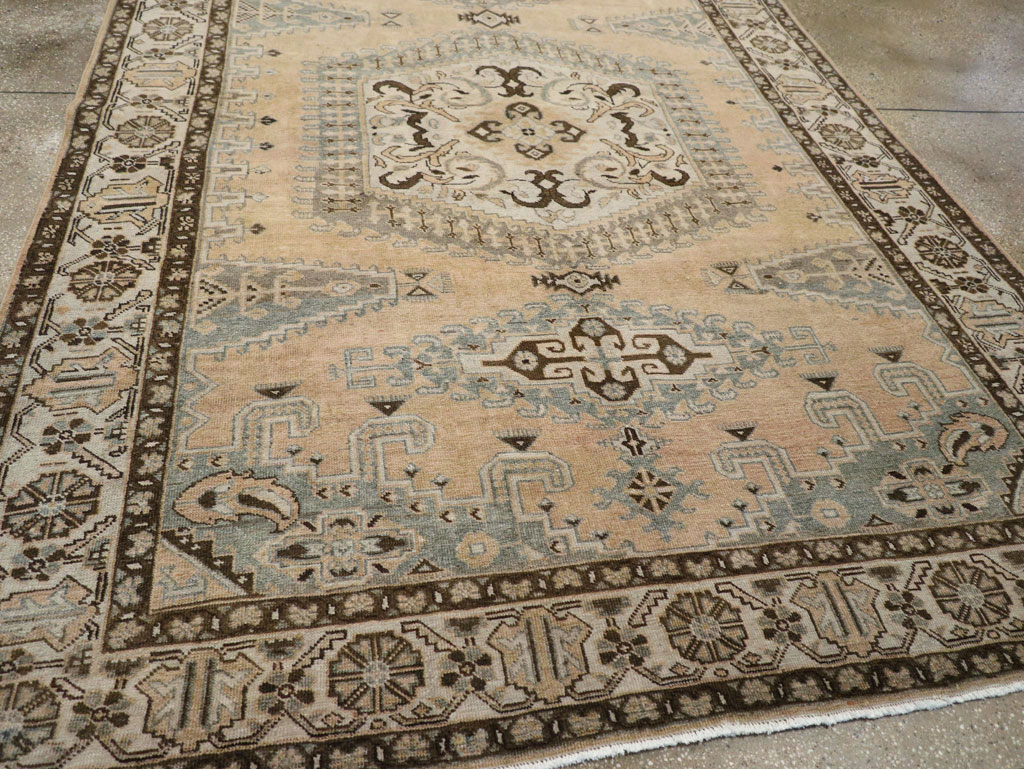 Vintage Persian Veece Accent Carpet, No.30478 - Staging