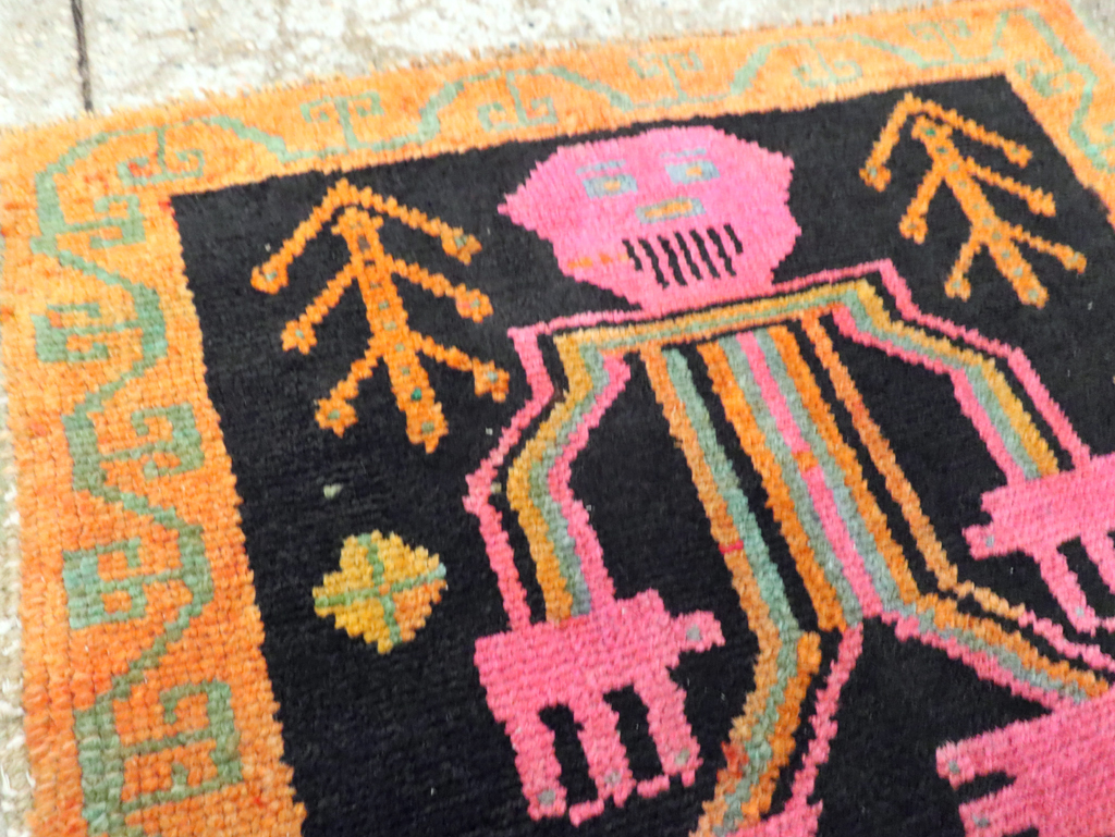 Vintage Pictorial Anatolian Rugs, No.30491 - Staging