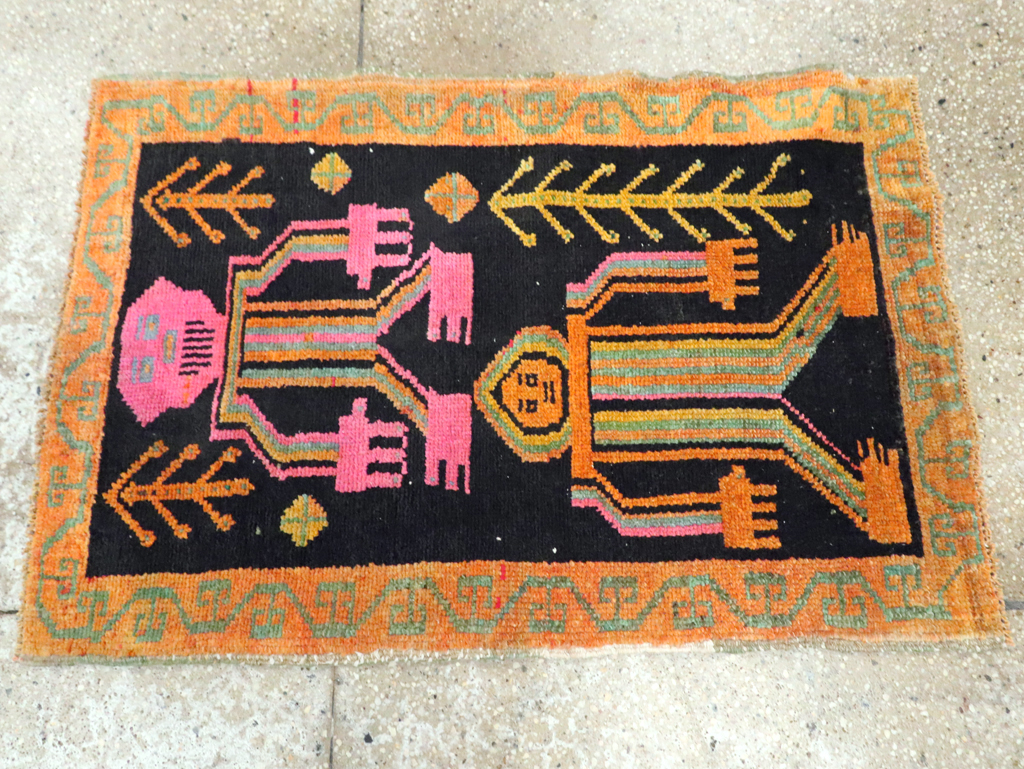 Vintage Pictorial Anatolian Rugs, No.30491 - Staging