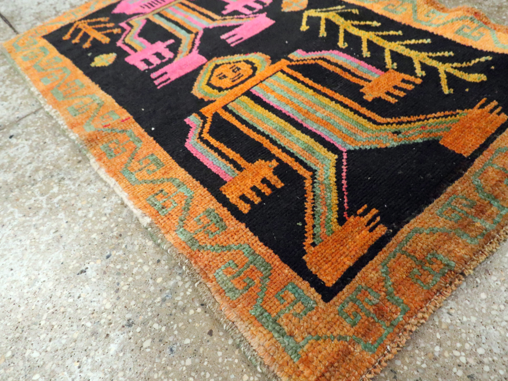 Vintage Pictorial Anatolian Rugs, No.30491 - Staging