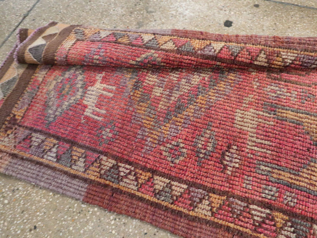 Vintage Turkish Anatolian Pictorial Runner, No.30492 - Staging