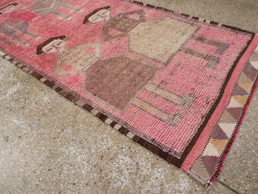 Vintage Turkish Anatolian Pictorial Runner, No.30493 - Staging