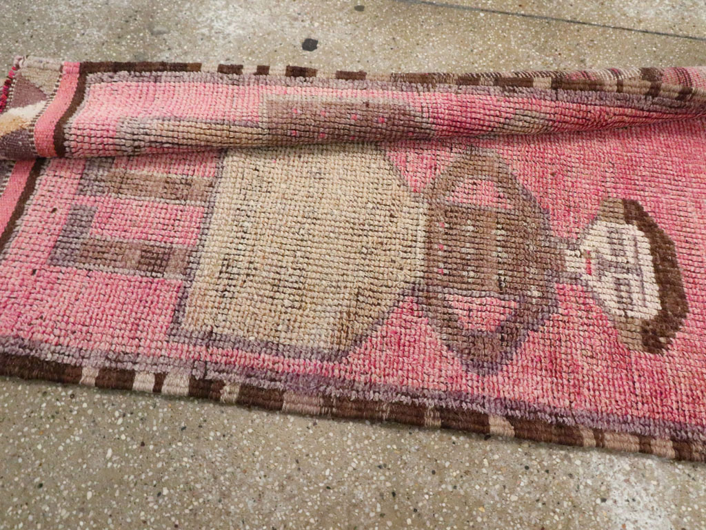 Vintage Turkish Anatolian Pictorial Runner, No.30493 - Staging