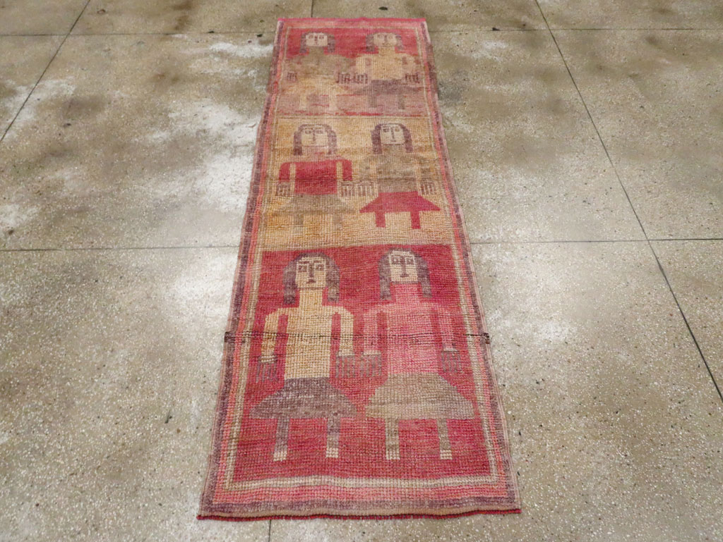 Vintage Turkish Anatolian Pictorial Runner, No.30494 - Staging