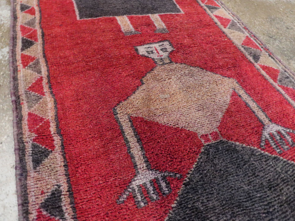 Vintage Turkish Anatolian Pictorial Runner, No.30495 - Staging