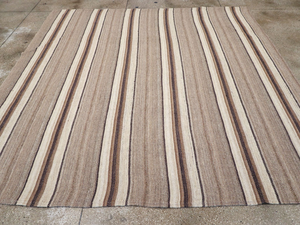 Contemporary Turkish Flatweave Kilim Square Room Size Carpet, No.30512 - Staging