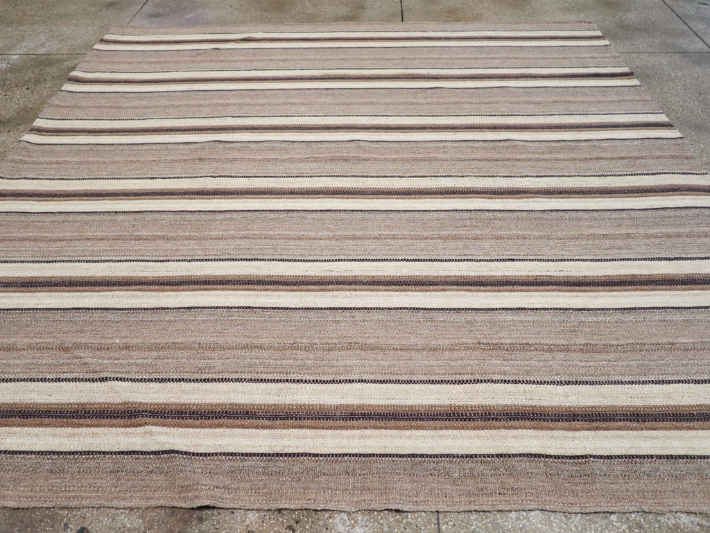 Contemporary Turkish Flatweave Kilim Square Room Size Carpet, No.30512 - Staging