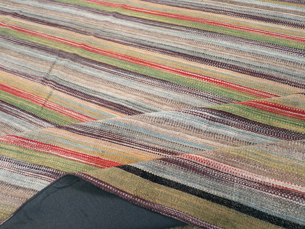 Large Contemporary Turkish Flatweave Kilim Carpet, No.30515 - Staging