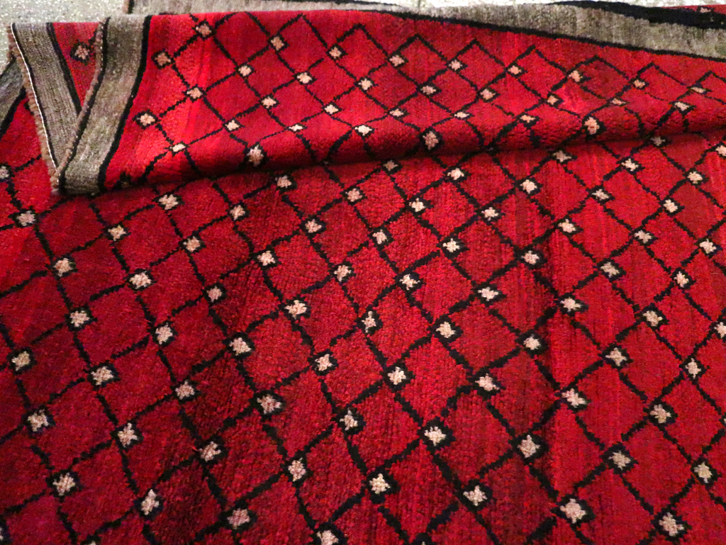 Vintage Anatolian Carpet, No.30528 - Staging