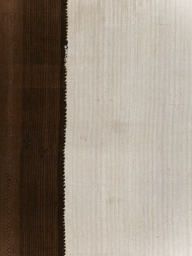 Tribal Mid-20th Century Turkish Flatweave Kilim, No.30529 - Staging