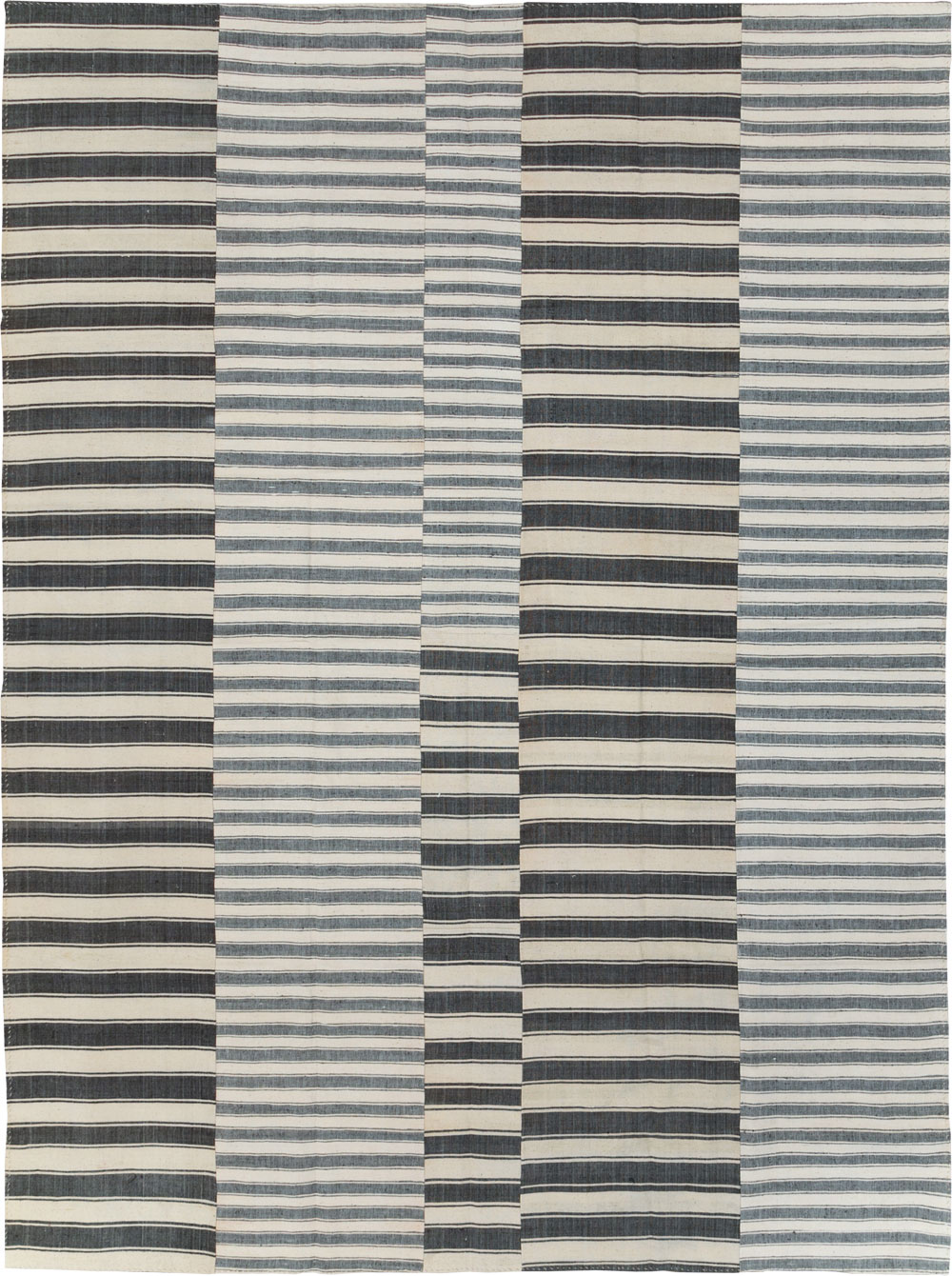 Vintage Turkish Flatweave Kilim Room Size Carpet, No.30530 - Staging