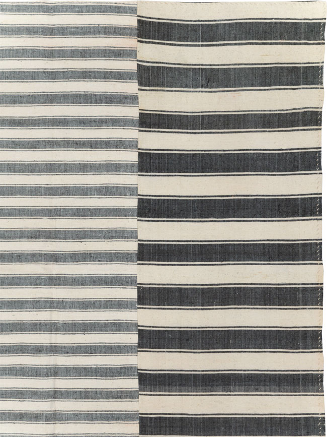 Vintage Turkish Flatweave Kilim Room Size Carpet, No.30530 - Staging