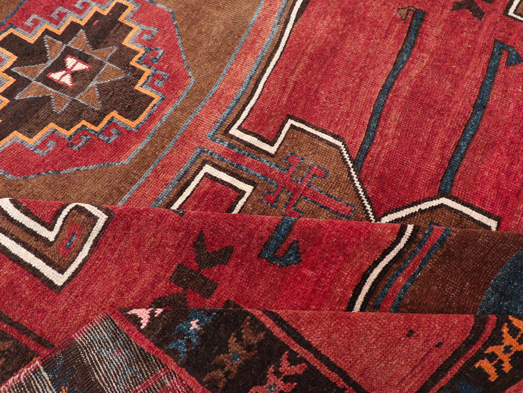 Vintage Turkish Anatolian Tribal Room Size Carpet, No.30550 - Staging