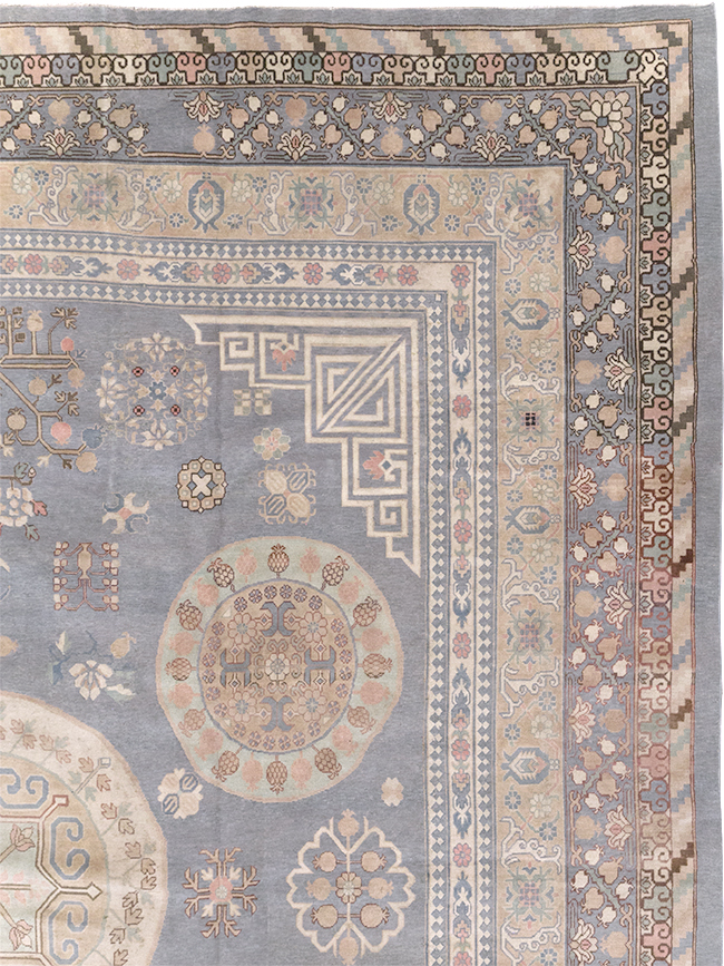 Modern East Turkestan Khotan Large Room Size Carpet, No.30559 - Staging
