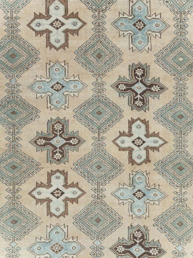 Vintage Room Size Anatolian Carpet, No.30564 - Staging