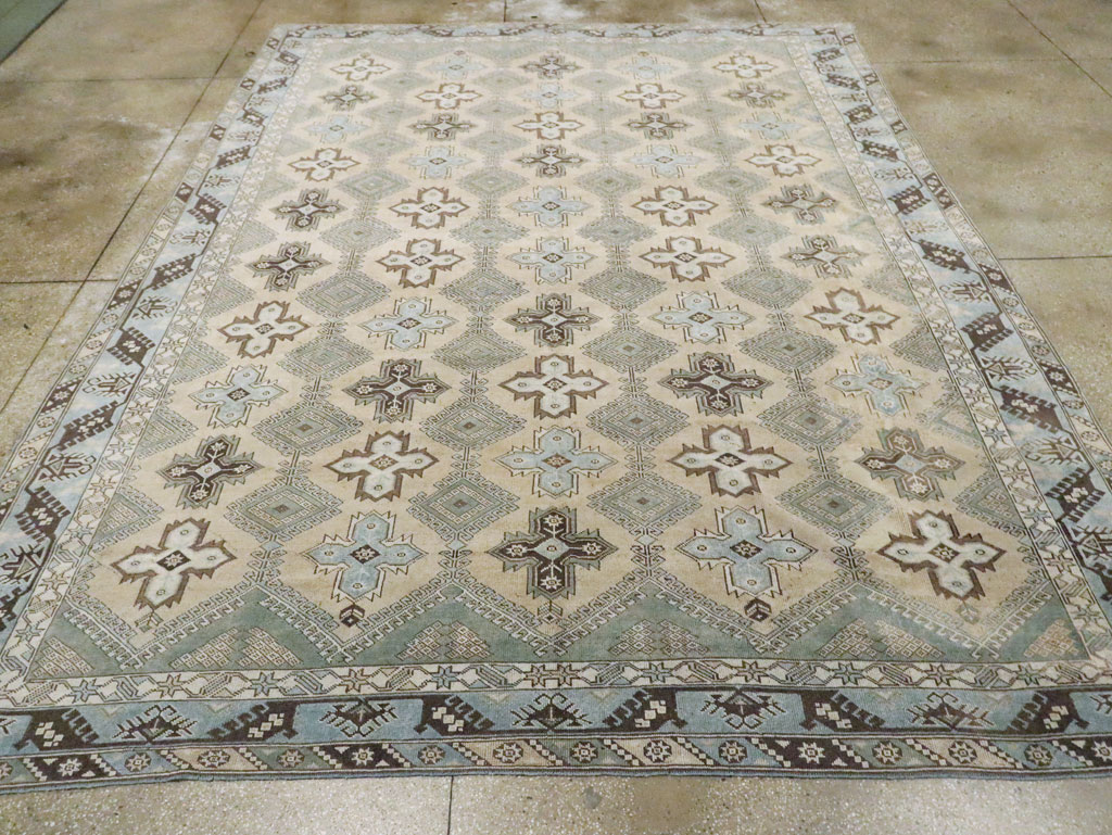 Vintage Room Size Anatolian Carpet, No.30564 - Staging