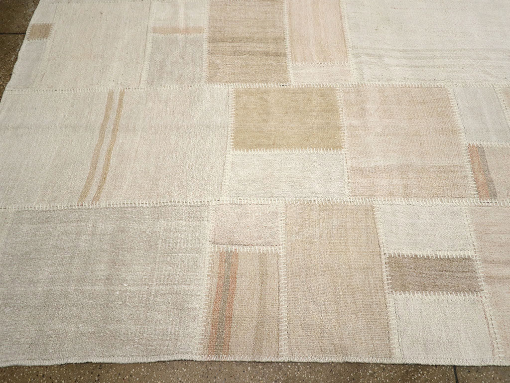 Modern Turkish Flatweave Kilim, No.30579 - Staging