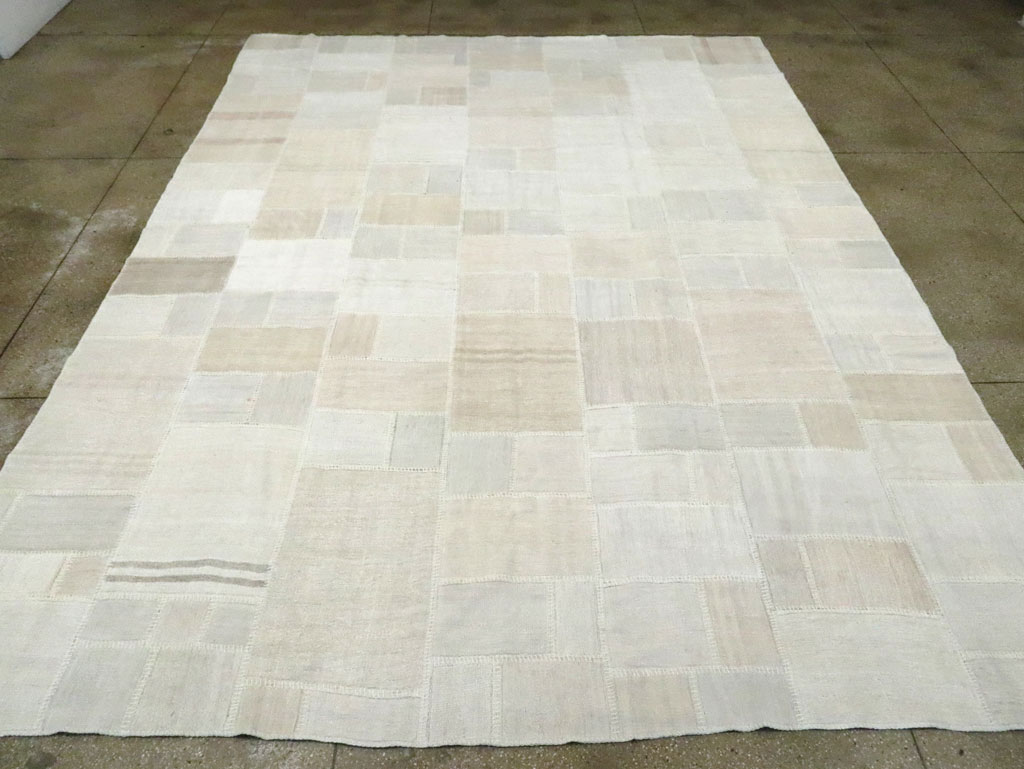 Modern Turkish Flatweave Kilim, No.30583 - Staging