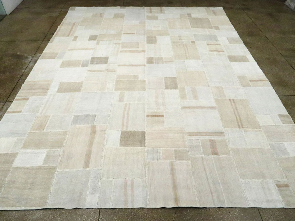 Modern Turkish Flatweave Kilim, No.30584 - Staging