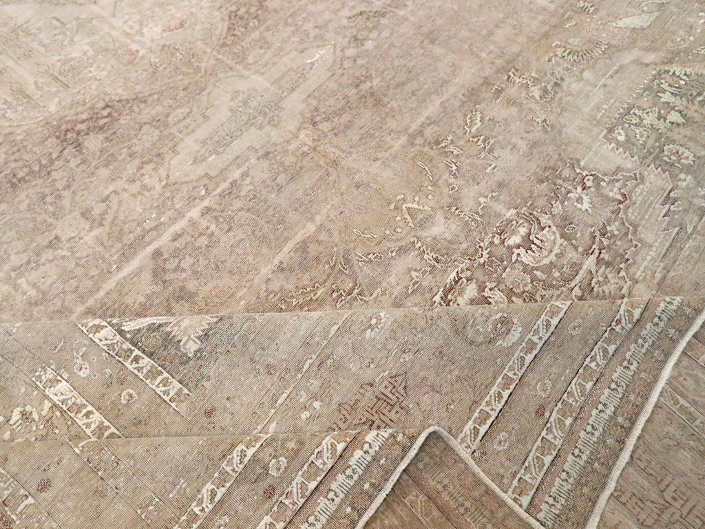 Antique Turkish Kayseri Room Size Carpet, No.30599 - Staging