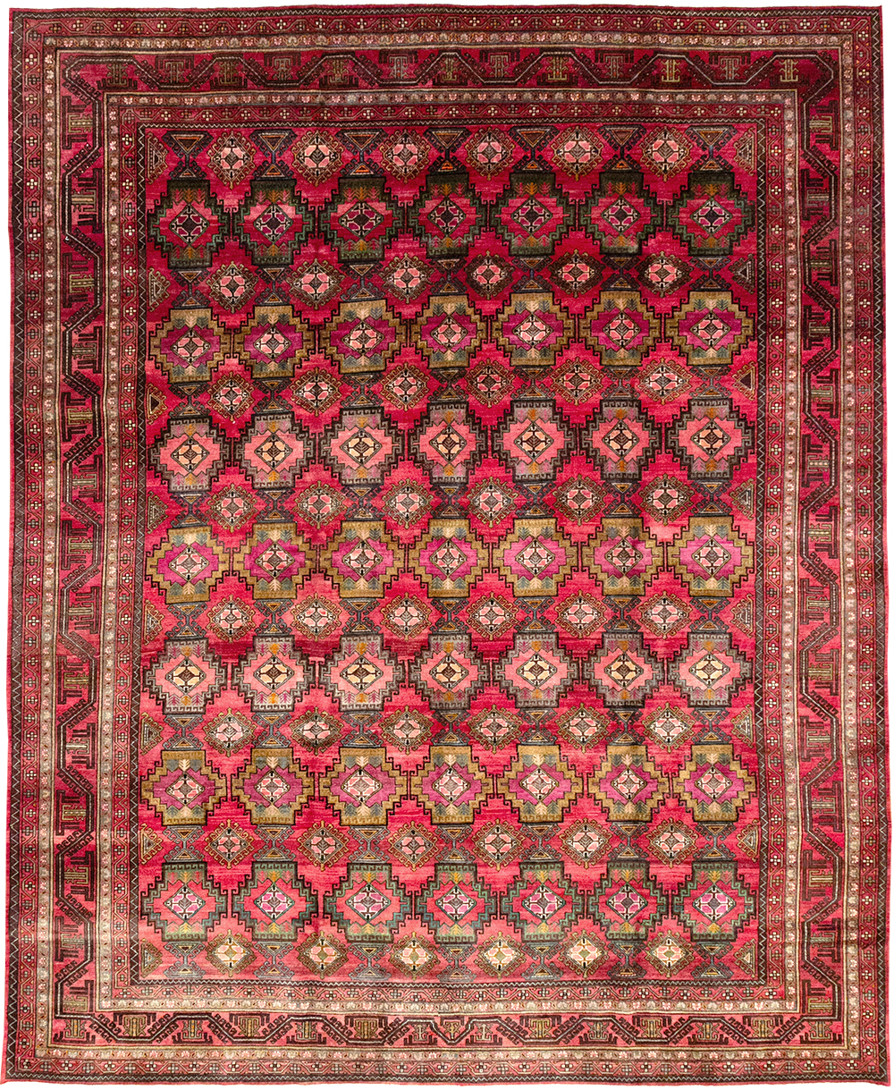 Vintage Central Asia Turkoman Room Size Carpet, No.30601 - Staging