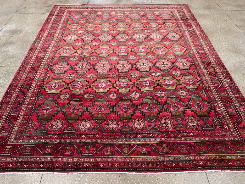 Vintage Central Asia Turkoman Room Size Carpet, No.30601 - Staging