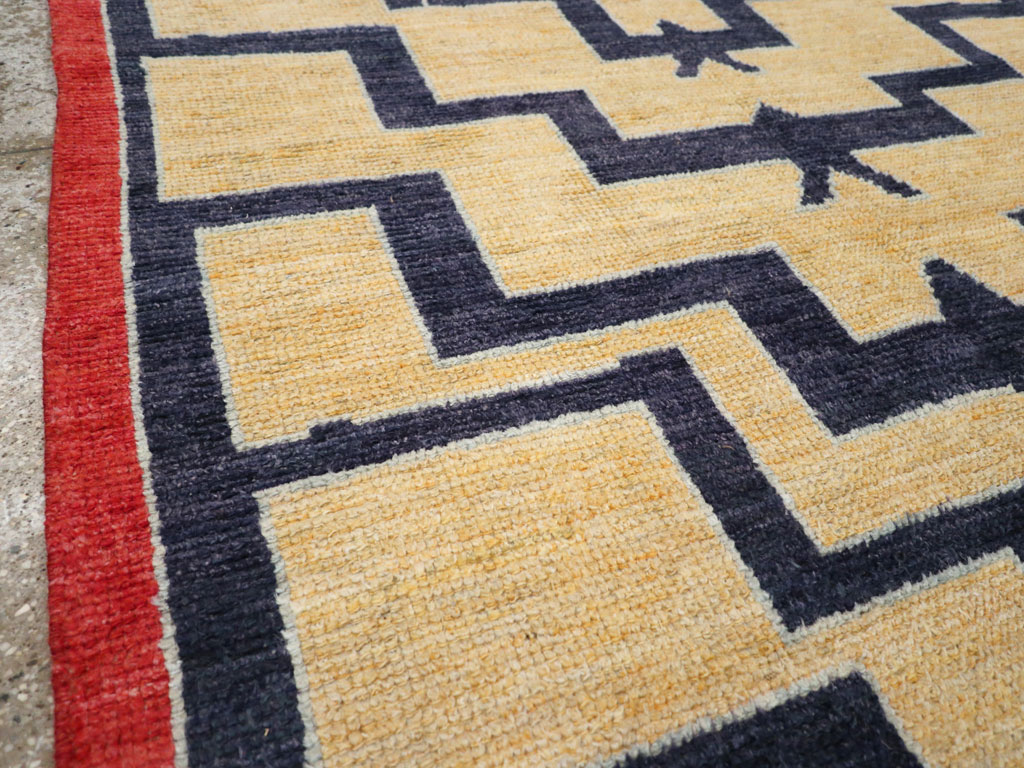 Contemporary Turkish Tulu Accent Rug, No.30627 - Staging