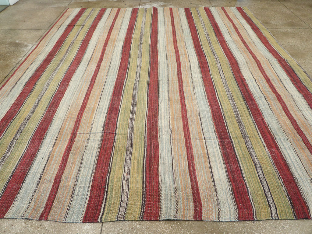 Modern Turkish Flatweave Room Size Carpet, No.30637 - Staging