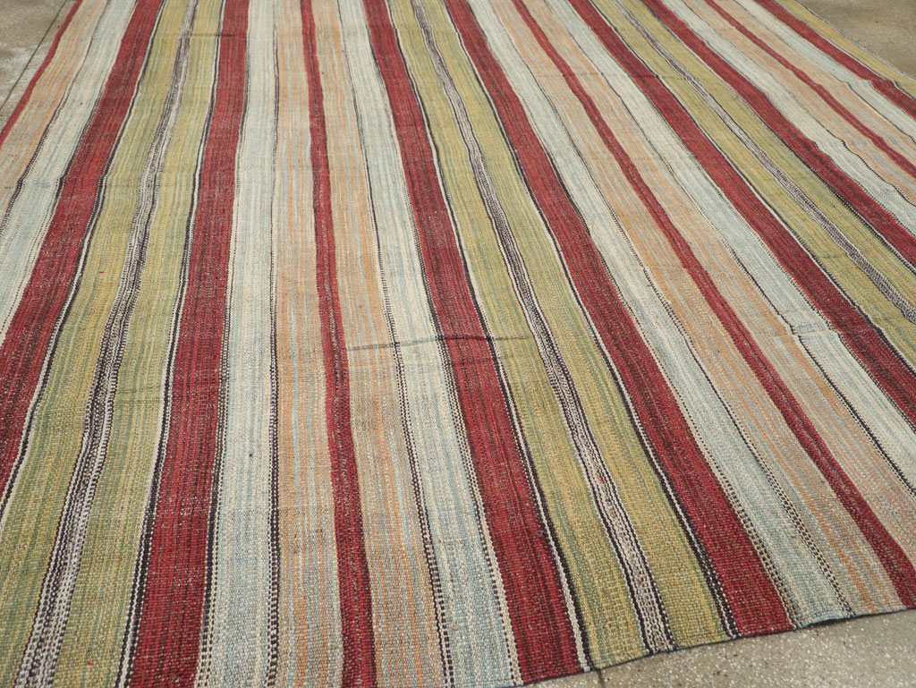 Modern Turkish Flatweave Room Size Carpet, No.30637 - Staging
