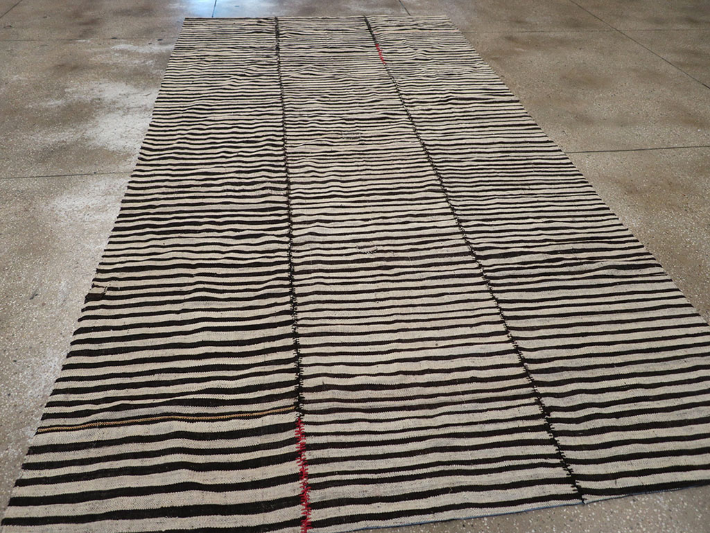 Vintage Persian Flatweave Kilim Gallery Carpet, No.30642 - Staging